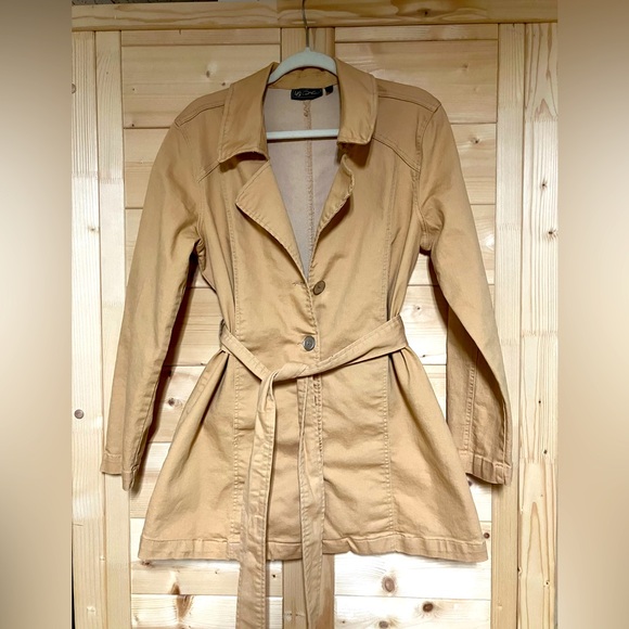 DC Jackets & Blazers - DG2 by Diane Gilman Women's Camel Trench Coat